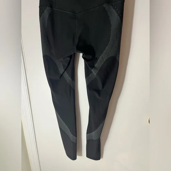 Lululemon Mapped Out High-Rise Tight 28” - Picture 8 of 9